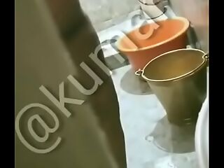 tamil s. peeking mummy showing knockers in bathroom video 2
